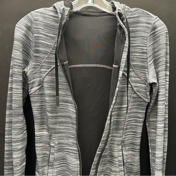 Lululemon Hooded Define Jacket *Nulu Heathered Black/White/Black size 6 - Picture 14 of 15